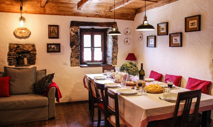 Valstrona Apartment | Discover Aigaron: Nature Retreat for Trekking Enthusiasts