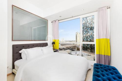 Jakarta Apartment | Discover Aika by Kozystay - Kuningan: Rated 9/10, Pool & Family Friendly
