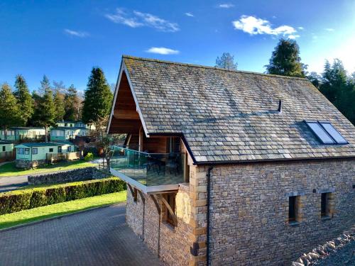 Penrith Apartment | Exceptional Aikbeck Lodge: Family-Friendly with Dining Options