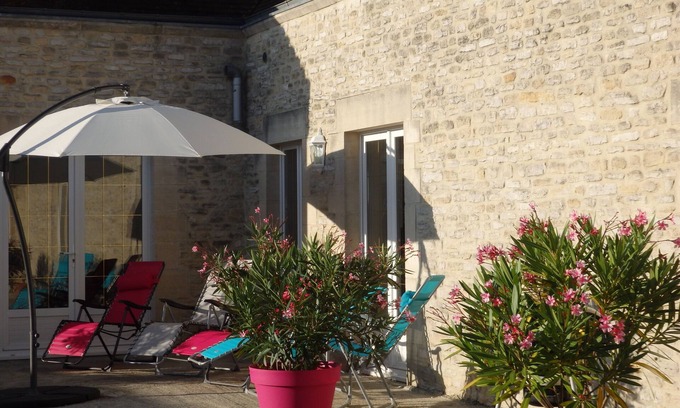Banville Cottage | Experience Oceanfront Bliss at Aimé's House - Rated 9.8