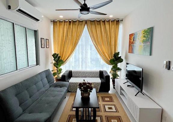 Pusat Komersil Lee Ling Apartment | Exceptional Aina Staycation: Oceanfront Bliss at Metrocity