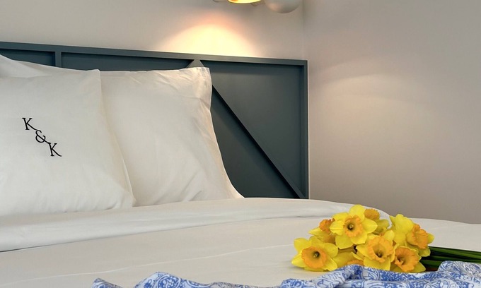 Thissio Apartment | Explore Aionion Residences: Pet-Friendly, Family Retreat