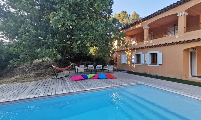 Cuges-les-Pins House | Relaxing Provencal Villa with Private Pool and Ocean Views