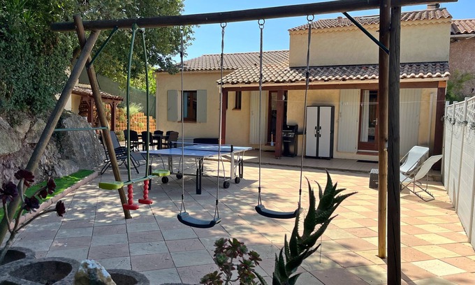 Hyeres Villa | Peaceful Villa with Ocean Views, 5 Min from Beaches