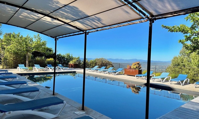 Tourtour Villa | Spacious 7-Bedroom Villa with Heated Pool & Panoramic Views
