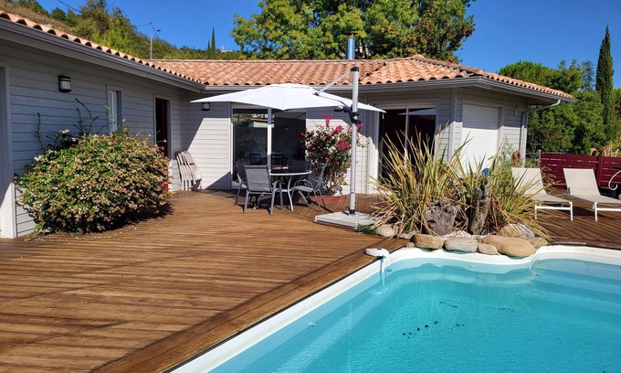Herepian Villa | Elegant Villa with Pool and Pet-Friendly Amenities