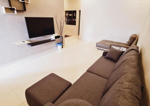 Larut House | Family-Friendly Stay at Air-home No135 Kampung Boyan