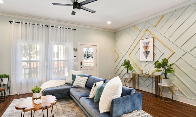 Edgewood House | Rated 10/10: Designed By Dom with Spa and Family Amenities