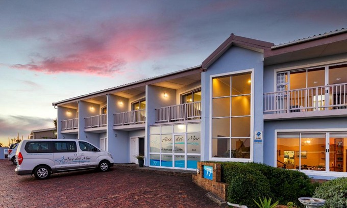 Van Dyks Bay House | Seaside Escape at Aire del Mar Guest House - Rated 9.2/10