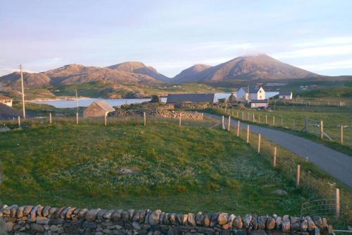 Ardroil House | Family-Friendly Retreat at Airebroc Byre with Great Reviews