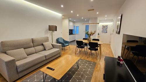 Pontevedra Apartment | Discover Aires de Pontevedra: Family-Friendly & Rated 9.8