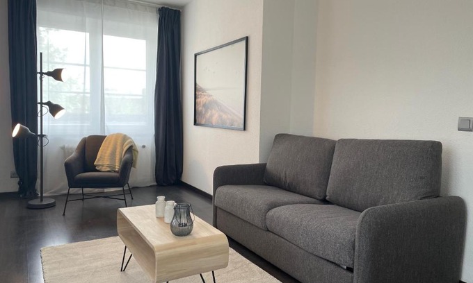 Langenhorn Apartment | Convenient Airport Apartments with Kitchen and Parking