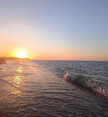 Arnavutkoy Apartment | Comfortable Airport Confort Guest House with Ocean Views