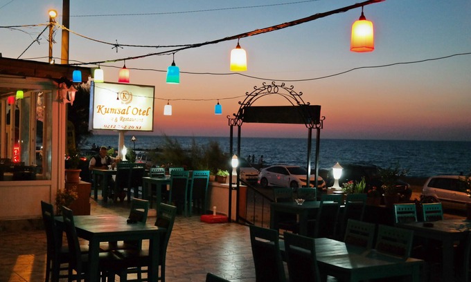 Karaburun Koyu Hotel | Convenient Stay at Airport Kumsal Otel with Family Amenities