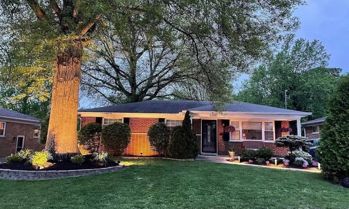 Delhi Hills House | Convenient Parking Options Near the Airport or RV Park
