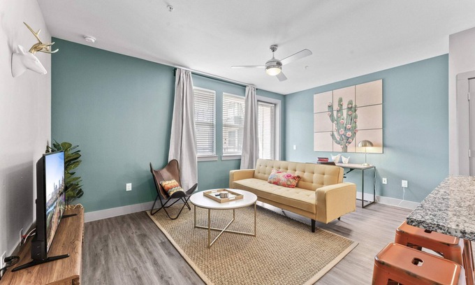 Montopolis Apartment | Elegant 1BR Suite Near Downtown with Fast WiFi & More