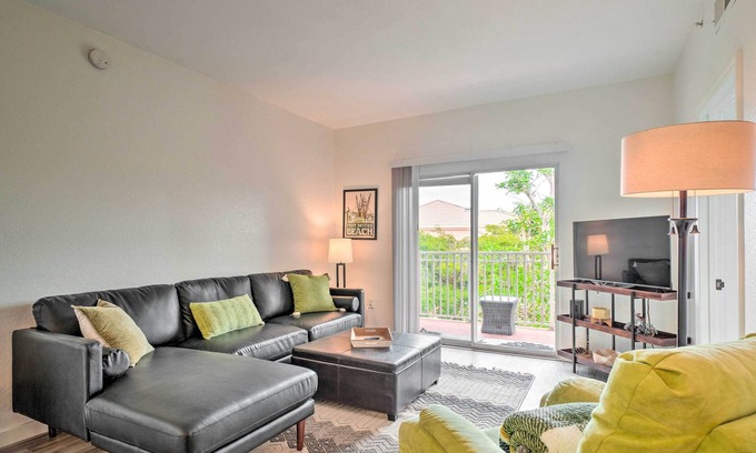 Iona Condo | Cozy Fort Myers Condo with Ocean View, Steps to Beach!
