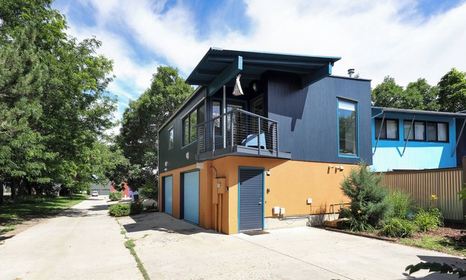 Longmont Apartment | Airy Guesthouse in Vibrant Neighborhood with Family-Friendly Perks