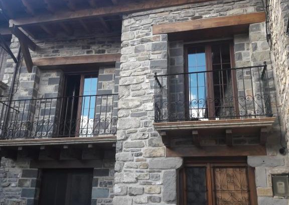 Aisa House | Enjoy Family-Friendly Comfort at Aisa Casa Simon