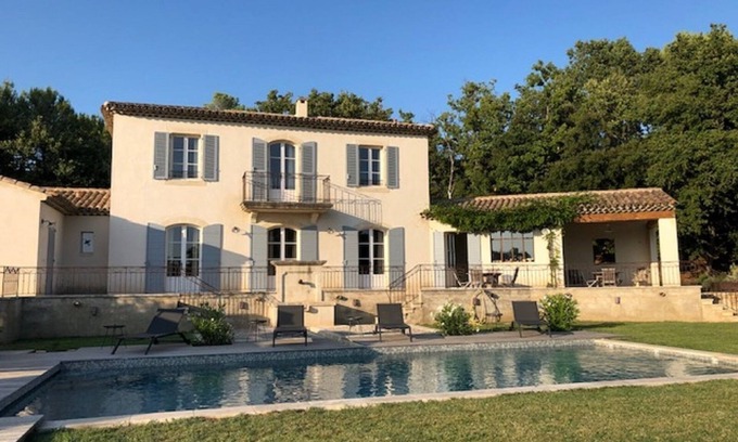 Rognes House | Discover Aix Bastide: Premier Stay in Provence's Heart