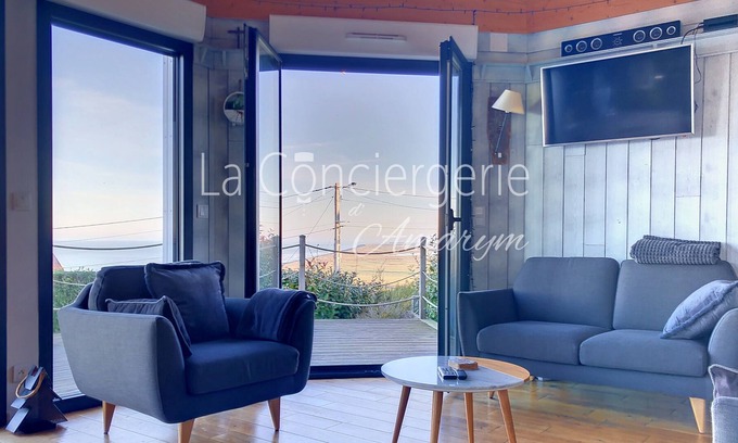 Ault Villa | Oceanfront Villa "Le Hublot" - Rated 9.2/10 by Guests