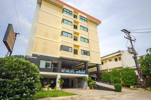 Ratsada Hotel | Budget-Friendly AJ Residence with Accessible Amenities