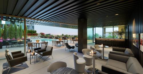 West Hollywood Apartment | Elegant AKA West Hollywood: Pet-Friendly Ocean View Suites