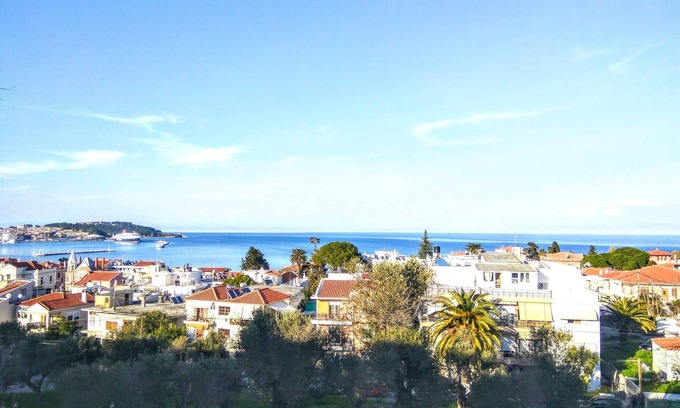 Mytilene Villa | Elegant Akadimia Apartment with Top Amenities & Guest Rating 10/10