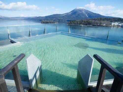 Kushiro Hotel | Explore Akan Yuku no Sato Tsuruga: 5-Star Comfort Awaits