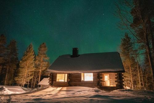 Ranua Ski Chalet | Inviting Atmosphere in a Spacious Cottage for Families