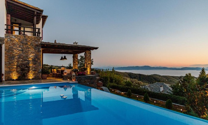 Milies Villa | Unforgettable Akrolithos Villa with Pool & Hot Tub in Milies