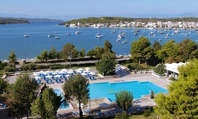 Porto Heli Hotel | Discover AKS Porto Heli: 4-Star Retreat with Spa & Pool