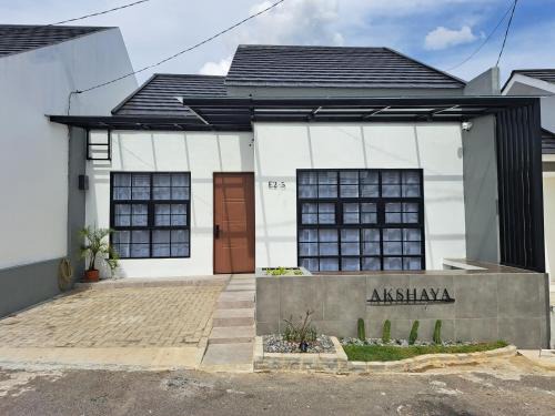 Sukabumi Villa | Child-Friendly Retreat at Akshaya Villa Sukabumi