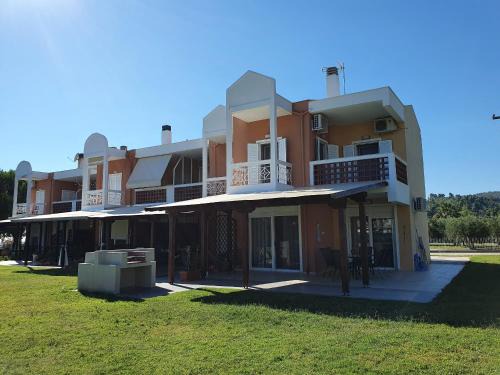Sithonia House | Seafront Bliss at Aktea Houses - Rated 9.8/10