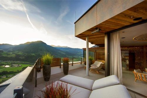Alpendorf Hotel | Relax at Aktivhotel Alpendorf: Pet-Friendly with Spa & Pool