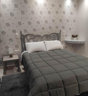 Ano Patisia Apartment | Pet-Friendly AktYs Elegant Studio in Athens - Rated 9.5/10