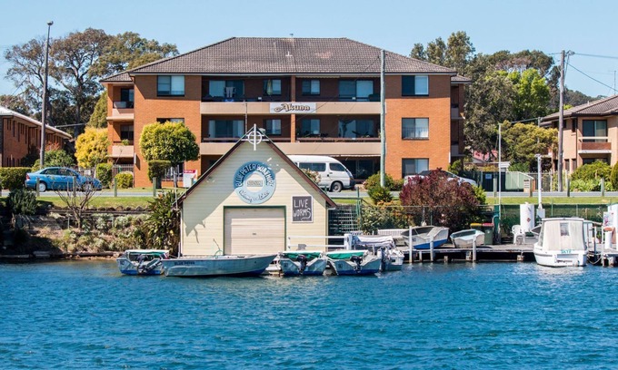 Forster Apartment | Relaxing Akuna Apartment with Ocean and Lake Views