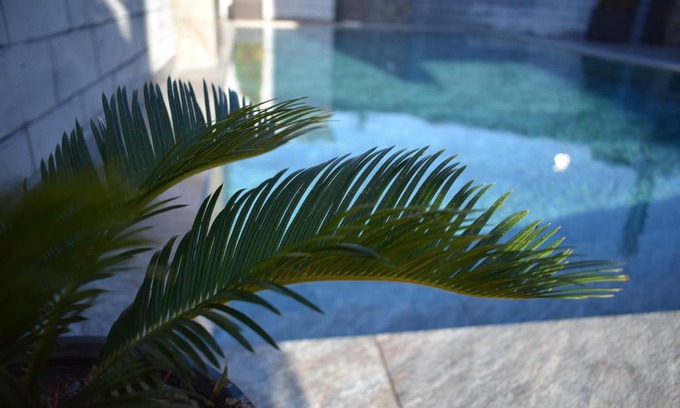 Loo Hotel | Top-Rated Аква&Бриз with Oceanfront Pool & Kitchen Access