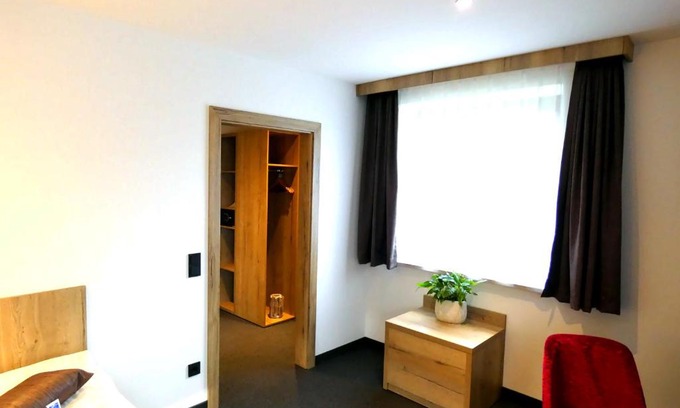 Sottorf Hotel | Elegant Akzent Hotel Cordes: Family-Friendly Comfort