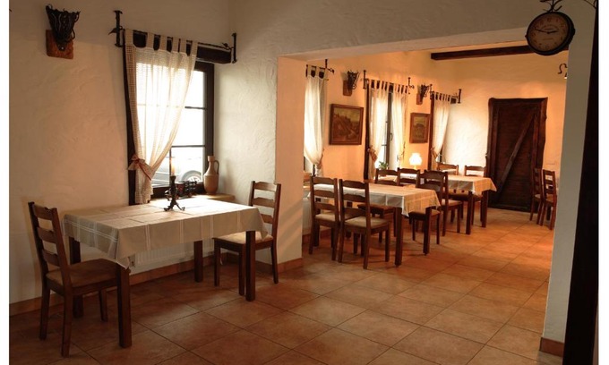 Leipalingis House | Discover Alėjos Ąžuolas: Family-Friendly with Breakfast