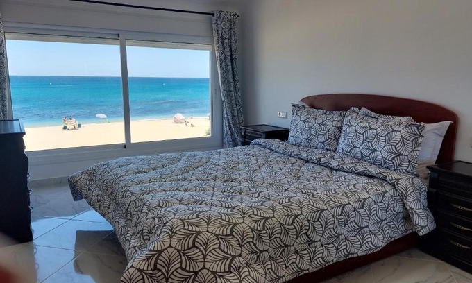 Fnideq Apartment | Al Amine Plage: Family-Friendly Stay with High Guest Ratings
