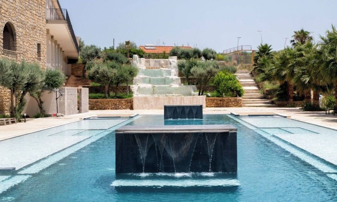 Monreale Hotel | Relax at Al Balhara Suite & Spa with Pool and Restaurant