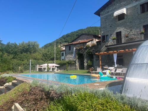 Bagnone Apartment | Exceptional Al Buffardel: Oceanfront, Pet-Friendly Retreat