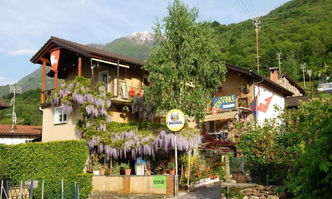 Piazzogna Apartment | Experience Al Centrale di Piazzogna: Rated 9/10 with Breakfast!