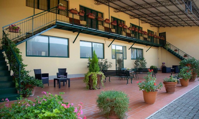 Levane Bed & Breakfast | Family-Friendly Al Frantoio Maddii Levane Bed & Breakfast