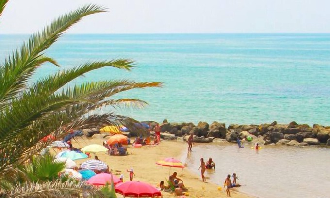 Scoglitti Hotel | Relax at Al Gabbiano: 4-Star Hotel with Ocean View & Spa