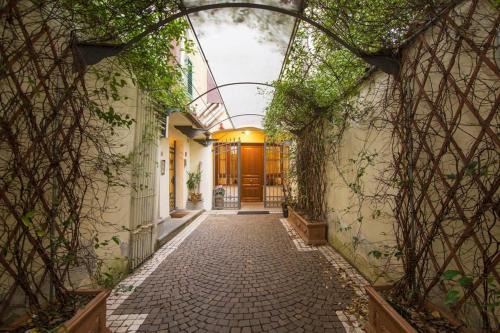 Prato Apartment | Discover AL LOFT: Family-Friendly Retreat in Centro Storico