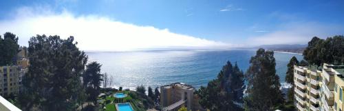 Caleta Horcon Apartment | Discover Al Mare: Guest Rated 9.5 with Oceanfront Bliss