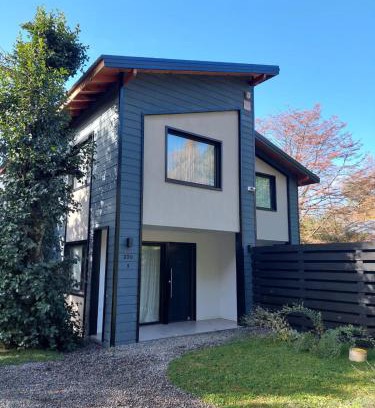 Angostura Ski Chalet | Ideal Family Retreat at Al pie del Cerro with Top Ratings