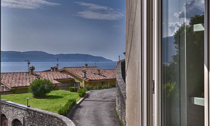 Gargnano House | Relaxing Stay at Appartamento Al Poggio degli Ulivi